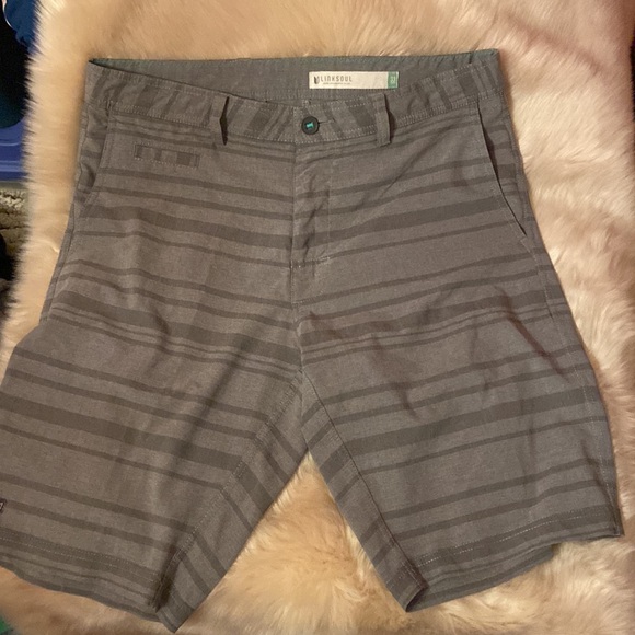 Linksoul Mens sz 34 Boardwalker Hybrid Green Striped Golf Casual Shorts - Picture 2 of 13